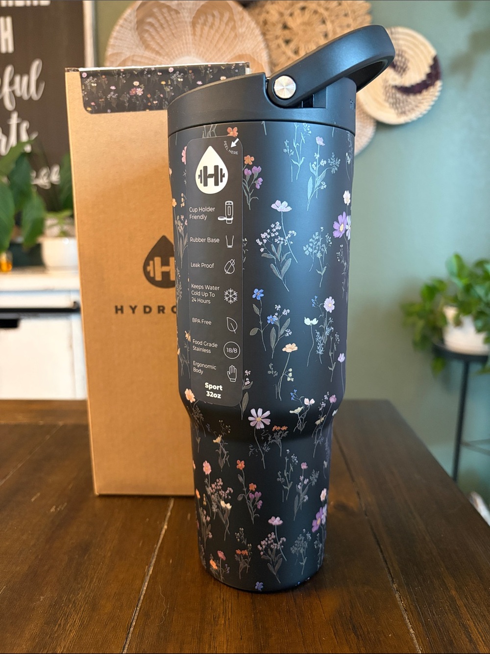 HydroJug Midnight Floral 32 oz. Sport Bottle! New!